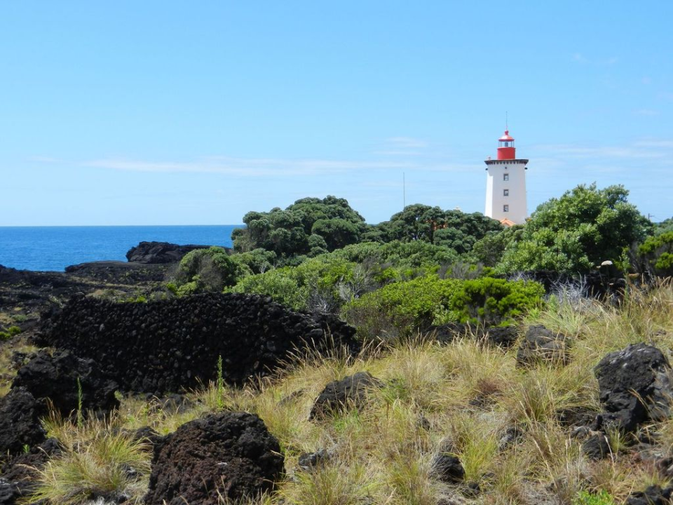 ... reached the lighthouse on the east tip of Pico